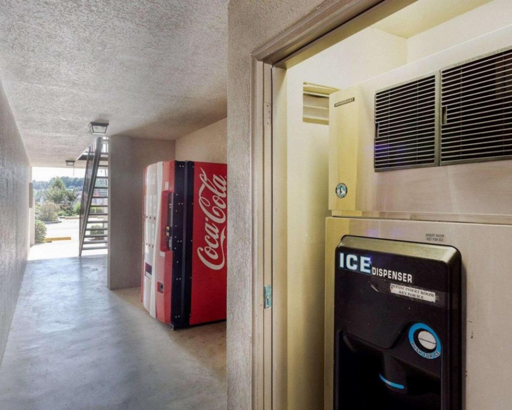 Econo Lodge Grenada Image 21