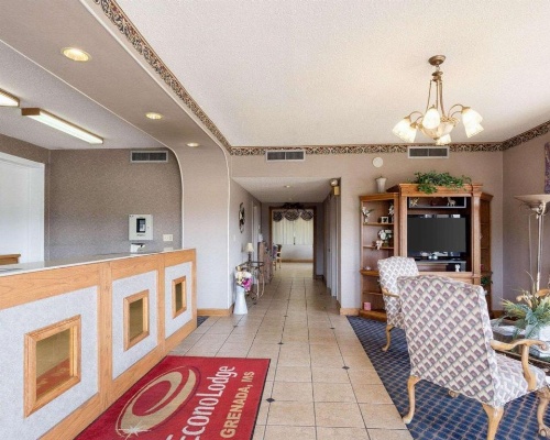 Econo Lodge Grenada image 35
